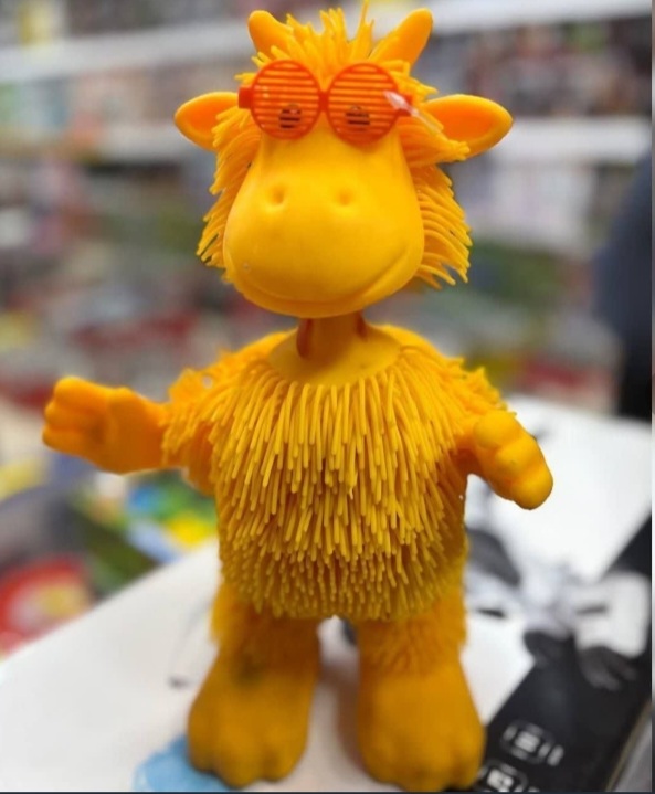 عروسک زرافه رقاص مدل Disco Giraffe